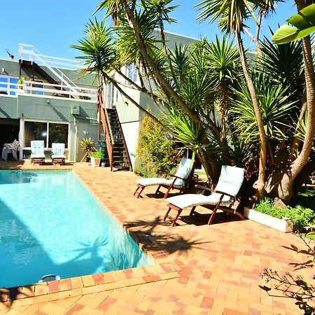 Secret Garden Guesthouse Bloubergstrand Eksteriør billede