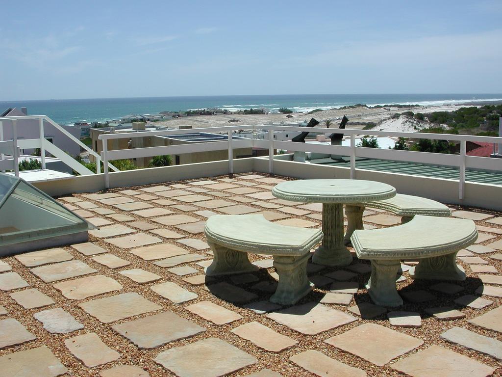 Secret Garden Guesthouse Bloubergstrand Eksteriør billede