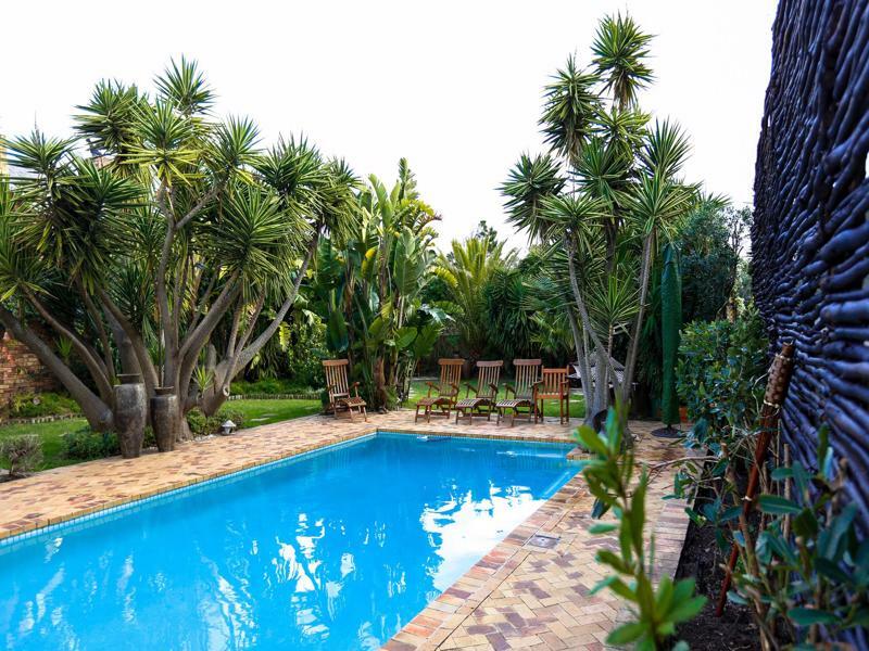 Secret Garden Guesthouse Bloubergstrand Eksteriør billede